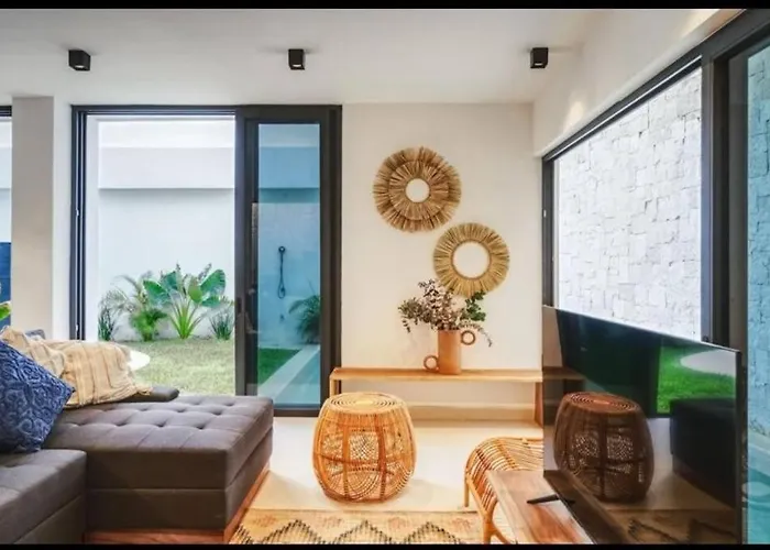 Majestic Villa The Ultimate Luxury Oasis With Pool